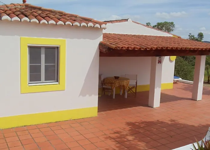 Aldeamento Turístico Casal Novo 4*